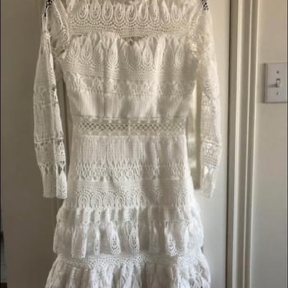 White lace dress - Picture 7 of 9